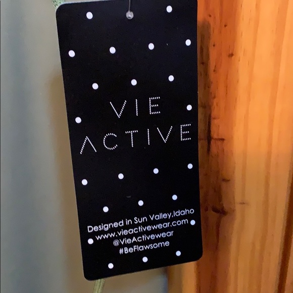 Vie Active Ultra-Flow Yoga Leggings - Picture 2 of 6